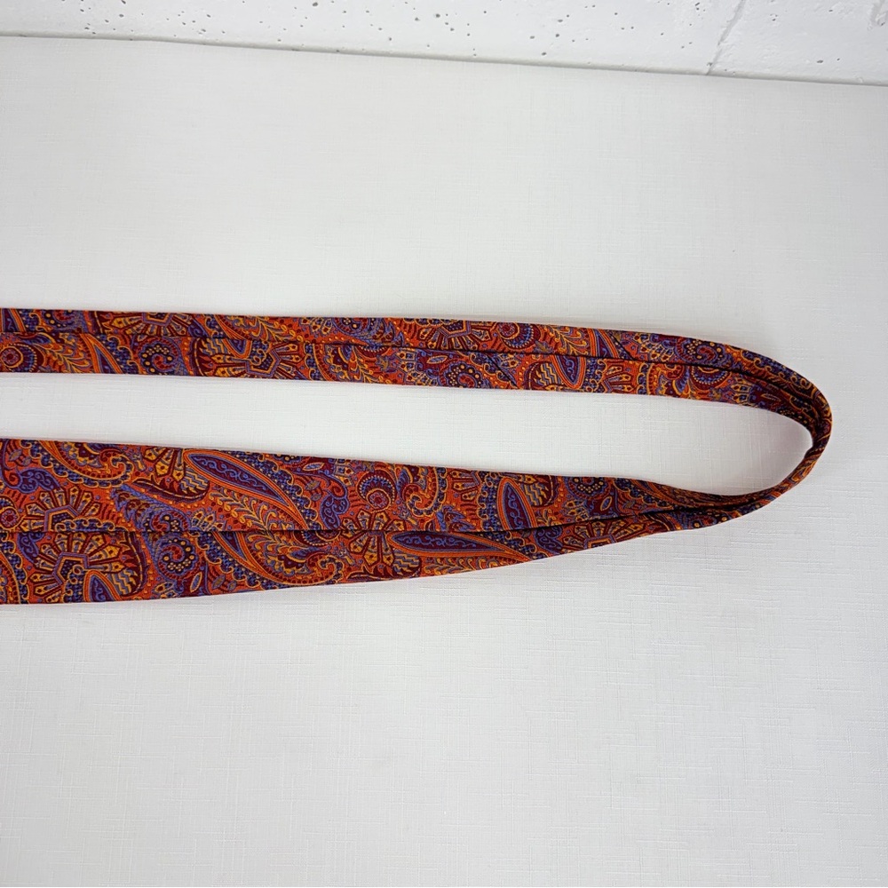 Robert Talbott Seven Fold Limited Edition 2/40 Hand Sewn Paisley Print Silk Tie - Picture 11 of 13